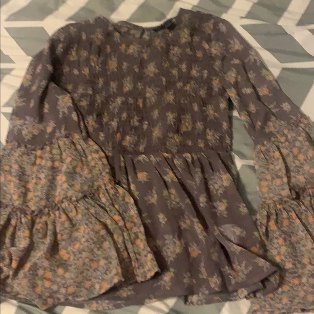 Bell Sleeve AE shirt